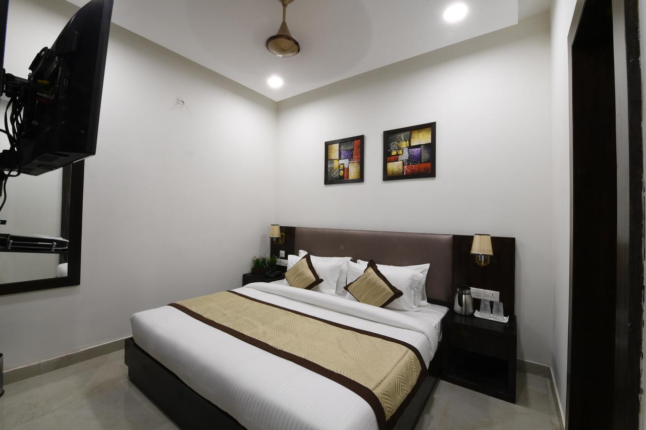 Madhav Muskan Residency Matura Exterior foto