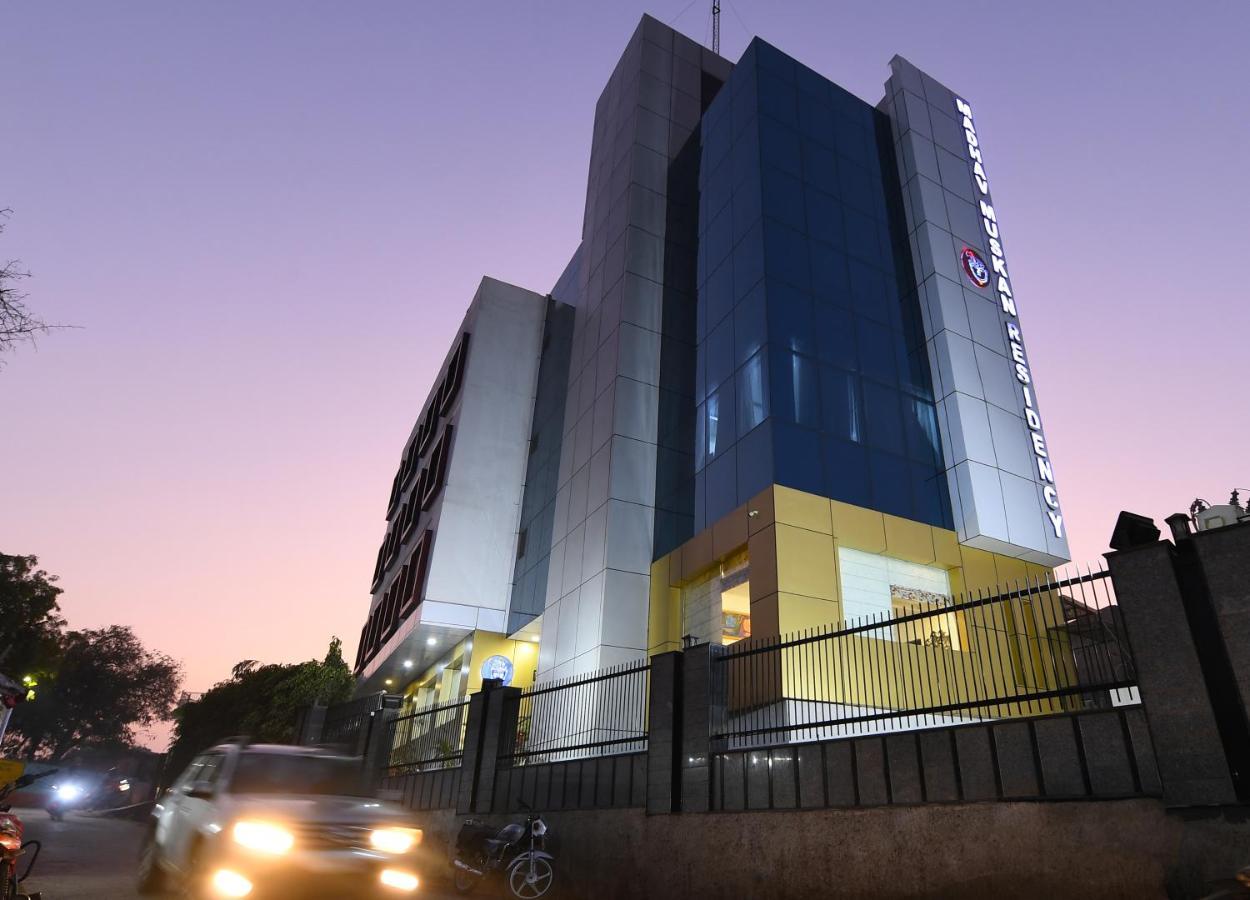 Madhav Muskan Residency Matura Exterior foto
