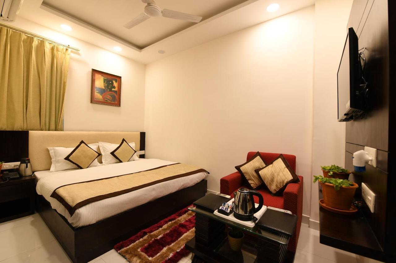 Madhav Muskan Residency Matura Exterior foto