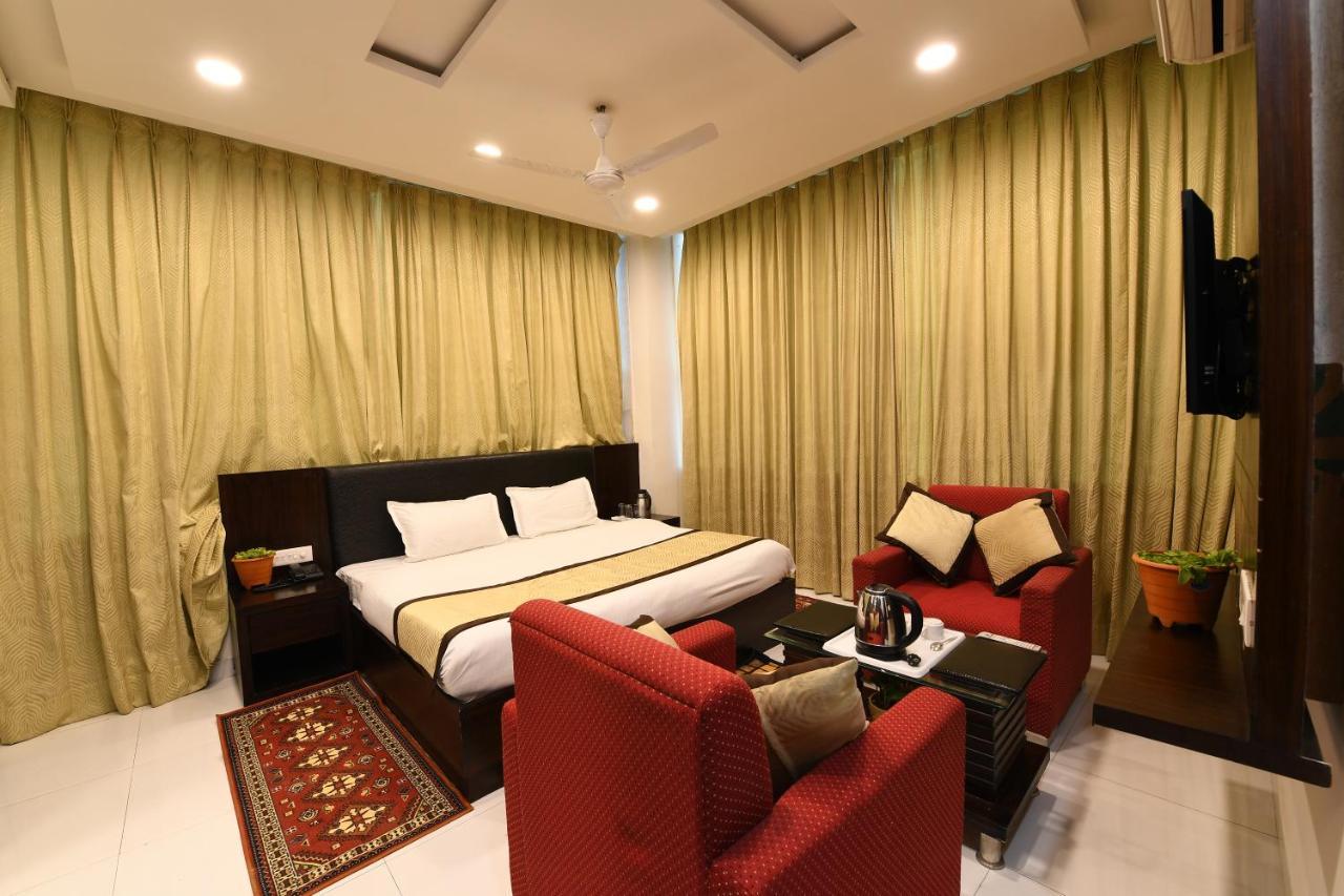 Madhav Muskan Residency Matura Exterior foto